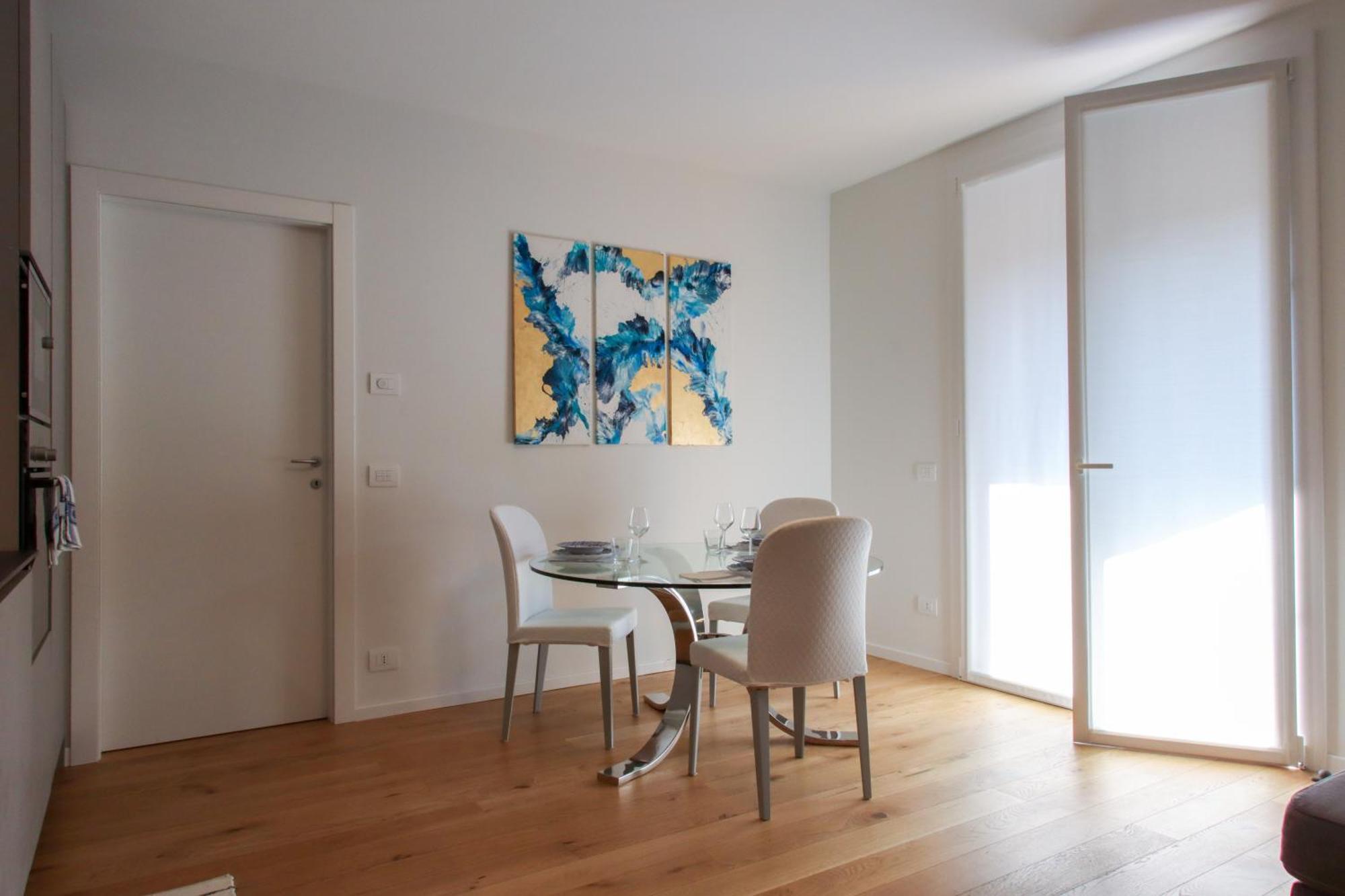 Casa Ardo Wifi & Free Parking In Lecco Center Exterior foto
