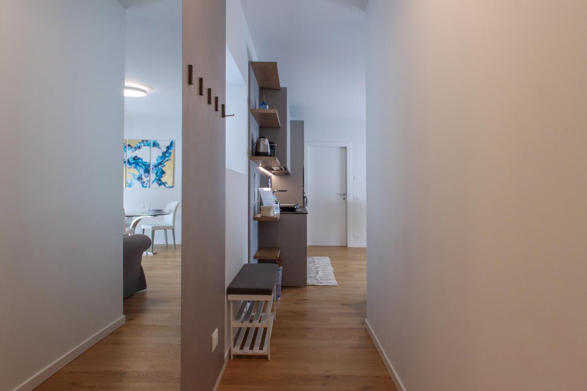 Casa Ardo Wifi & Free Parking In Lecco Center Exterior foto